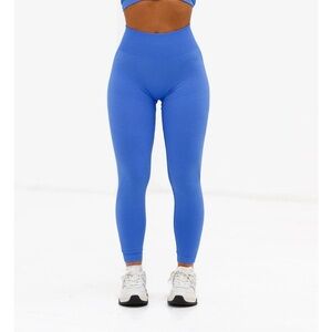 Lazuli Label Scrunch Seamless Ribbed Contour Leggings - Periwinkle Blue